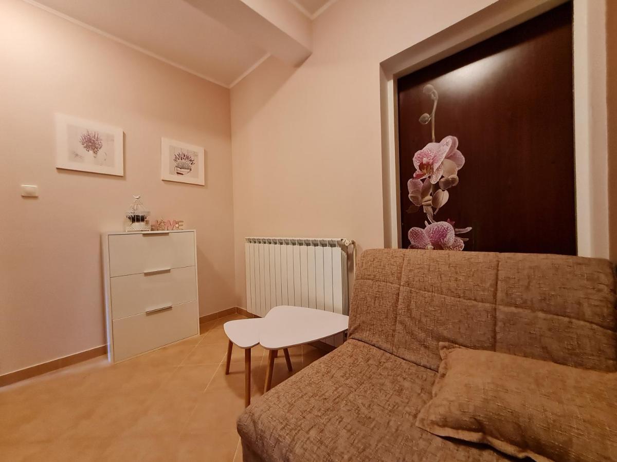 Apartments Nada Mundanije Kültér fotó