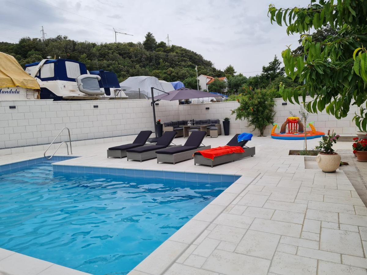 Apartments Nada Mundanije Kültér fotó